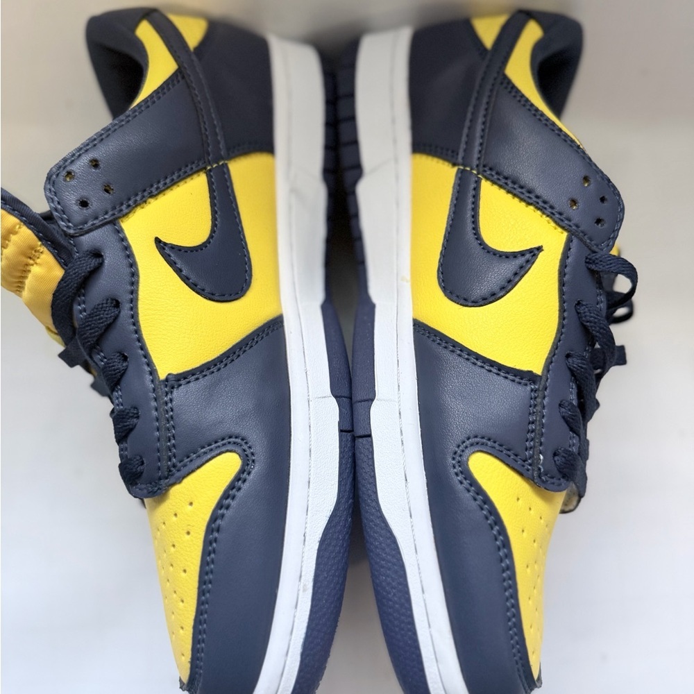 Nike Dunk Low - Navy and Yellow Two-Tone - Picture 4 of 5